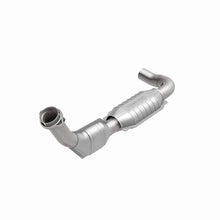 Load image into Gallery viewer, MagnaFlow Conv DF 97 Ford F-150 5.4L (California) - Additional View 6