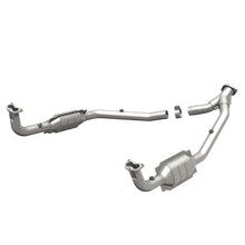 Load image into Gallery viewer, MagnaFlow Conv DF 97 Land Rover Defender 90 4.0L Y-Pipe Assy / 96-99 Discovery 4.0L Y-Pipe Assy - Side View