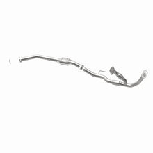 Load image into Gallery viewer, MagnaFlow Conv DF 98-00 Sienna 3.0L - Back View