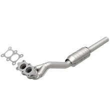 Load image into Gallery viewer, MagnaFlow Conv DF 98-03 VW Beetle 2.0L - Main Product View