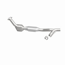 Load image into Gallery viewer, MagnaFlow Conv DF 98 Ford Expedition 5.4L - Additional View 5