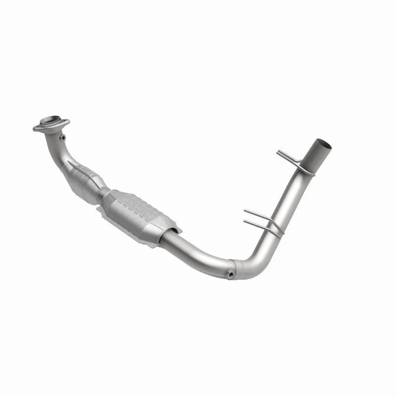 MagnaFlow Conv DF 98 Ford Expedition 5.4L - Installation View