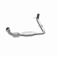 Load image into Gallery viewer, MagnaFlow Conv DF 98 Ford Expedition 5.4L - Additional View 11