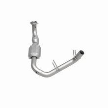 Load image into Gallery viewer, MagnaFlow Conv DF 98 Ford Expedition 5.4L - Additional View 15