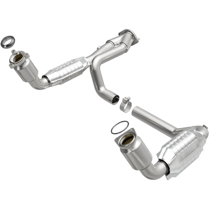MagnaFlow Conv DF 99-00 Chevy Pickups 4.3L - Main Product View