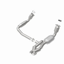 Load image into Gallery viewer, MagnaFlow Conv DF 99-00 Chevy Pickups 4.3L - Side View