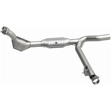 Load image into Gallery viewer, MagnaFlow Conv DF 99-00 F-150 4.2L V6 2WD P/ - Additional View 11