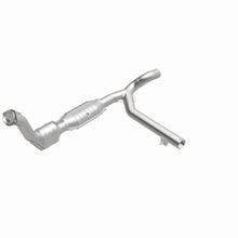 Load image into Gallery viewer, MagnaFlow Conv DF 99-00 Ford Exped 4.6L - Additional View 13