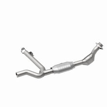 Load image into Gallery viewer, MagnaFlow Conv DF 99-00 Ford F-150 4.2L 50S - Back View