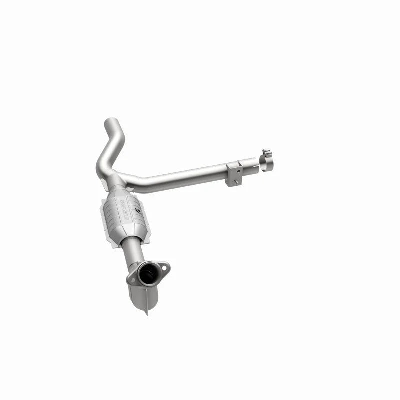 MagnaFlow Conv DF 99-00 Ford F-150 4.2L 50S - Installation View