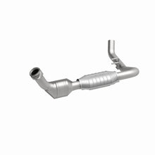 Load image into Gallery viewer, MagnaFlow Conv DF 99-00 Ford Trucks 5.4L - Additional View 10