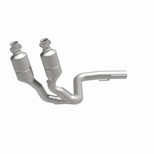 Load image into Gallery viewer, MagnaFlow Conv DF 99-00 Grand Cherokee 4.0L - Back View