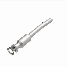 Load image into Gallery viewer, MagnaFlow Conv DF 99-01 E350 Van 5.4/6.8L - Back View