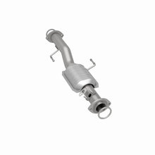 Load image into Gallery viewer, MagnaFlow Conv DF 99-02 4Runner 3.4L rear OEM - Back View