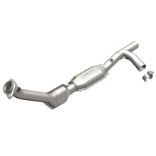 Load image into Gallery viewer, MagnaFlow Conv DF 99-02 Expedition 5.4L 4wd - Main Product View