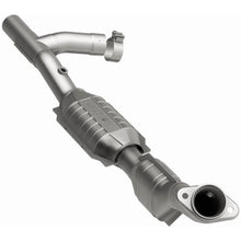 Load image into Gallery viewer, MagnaFlow Conv DF 99-02 Expedition 5.4L 4wd - Additional View 10