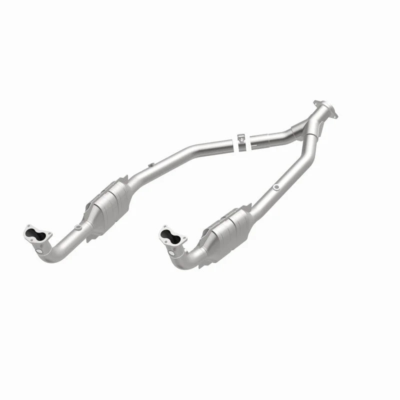 MagnaFlow Conv DF 99-04 LR Discovery V8 49S - Back View