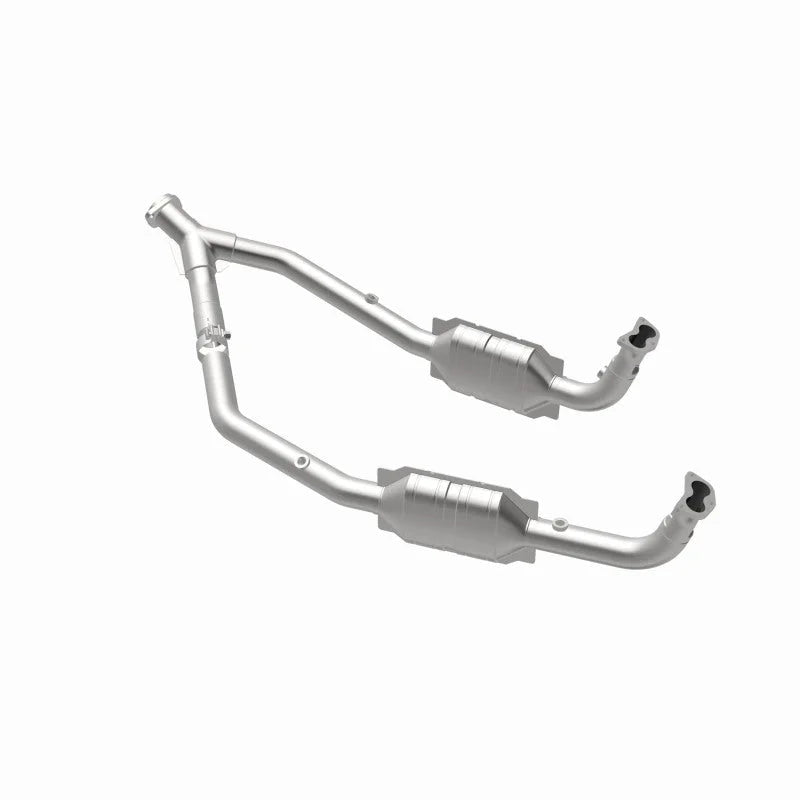 MagnaFlow Conv DF 99-04 LR Discovery V8 49S - Installation View