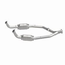 Load image into Gallery viewer, MagnaFlow Conv DF 99-04 LR Discovery V8 49S - Additional View 9