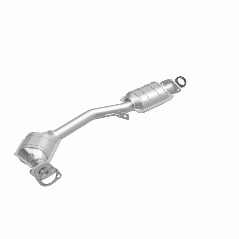 MagnaFlow Conv DF 99-05 Subaru Forester/96-97 & 99-05 Impreza/01-03 Legacy/00-05 Outback Front/Rear - Back View