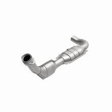 Load image into Gallery viewer, MagnaFlow Conv DF 99 F150 4.6L V8 D/S 2WD - Back View