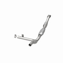 Load image into Gallery viewer, MagnaFlow Conv DF 99 Ford F-150 4.6L - Additional View 7