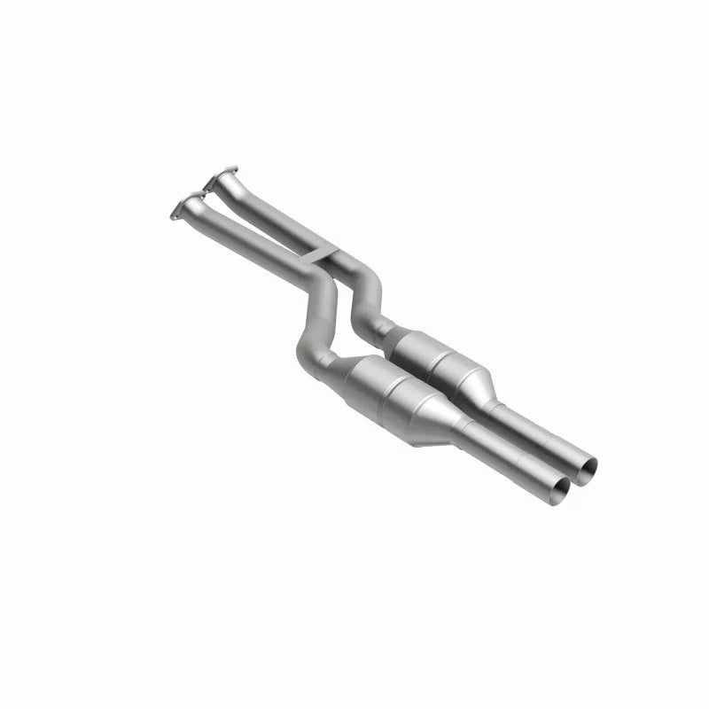 MagnaFlow Conv DF BMW 3 01-06 Rear OEM - Back View