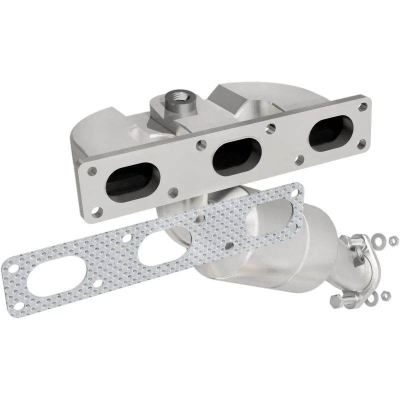 MagnaFlow Conv DF BMW 3 01-06 Rear OEM - Side View
