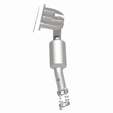 Load image into Gallery viewer, MagnaFlow Conv DF BMW 3 01-06 Rear OEM - Additional View 5