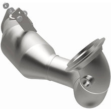 Load image into Gallery viewer, MagnaFlow Conv DF BMW 3 07-08 Rear OEM - Installation View