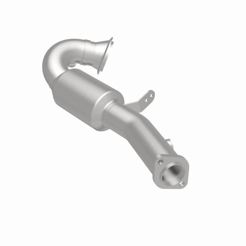MagnaFlow Conv DF BMW 5 08-09 Rear OEM - Installation View