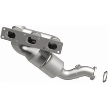 Load image into Gallery viewer, MagnaFlow Conv DF BMW 5 99-00 Rear - Installation View
