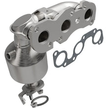 Load image into Gallery viewer, MagnaFlow Conv DF California Grade 00-04 Toyota Avalon 3.0L - Side View
