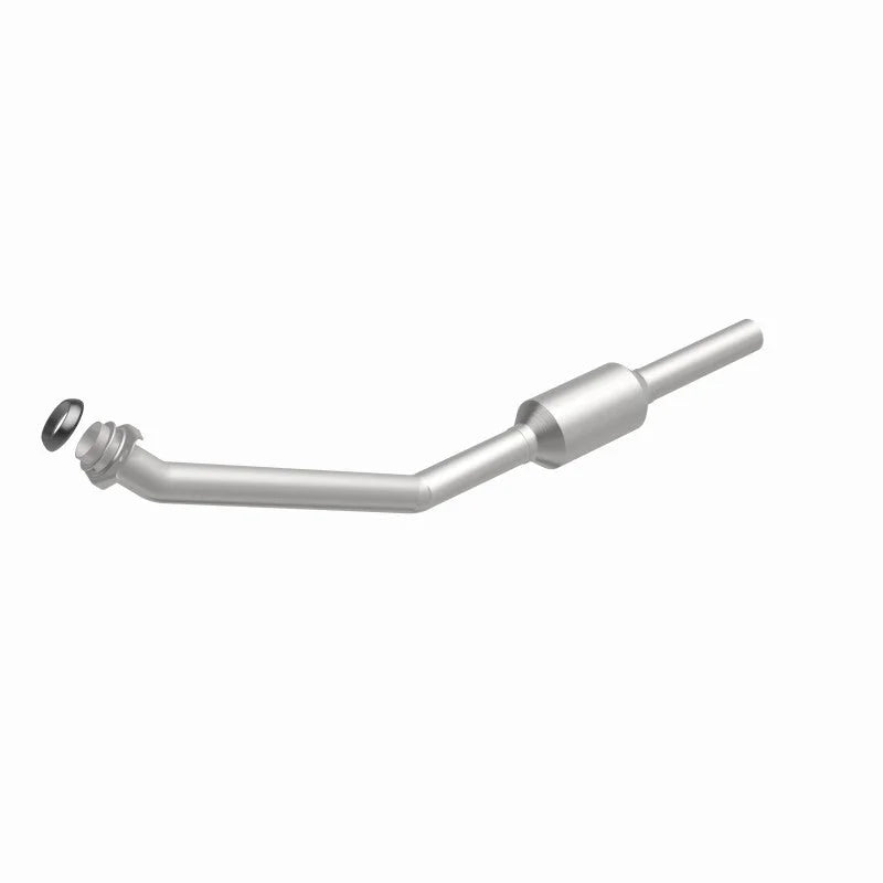 MagnaFlow Conv DF California Grade 88-95 Dodge Caravan/87-95 Plymouth Voyager 2.5L - Installation View