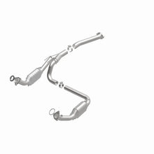 Load image into Gallery viewer, MagnaFlow Conv DF Chevy Express 4.3L/5.4L - Back View