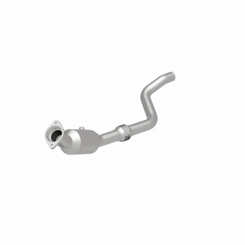 MagnaFlow Conv DF Chrysler/Dodge 05-09 300/Charger /05-08 Magnum/2009 Challenger 5.7L Driver Side - Back View