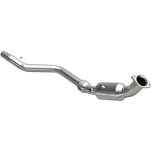 Load image into Gallery viewer, MagnaFlow Conv DF D/S fits 2005-2010 Chrysler 300 / Dodge Challenger / Charger / Magnum 2.7/3.5L - Main Product View