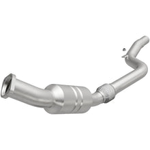 Load image into Gallery viewer, MagnaFlow Conv DF D/S fits 2005-2010 Chrysler 300 / Dodge Challenger / Charger / Magnum 2.7/3.5L - Side View