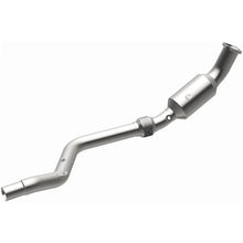 Load image into Gallery viewer, MagnaFlow Conv DF D/S fits 2005-2010 Chrysler 300 / Dodge Challenger / Charger / Magnum 2.7/3.5L - Back View
