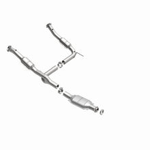 Load image into Gallery viewer, MagnaFlow Conv DF Explorer 02-04 4.6L OEM - Back View