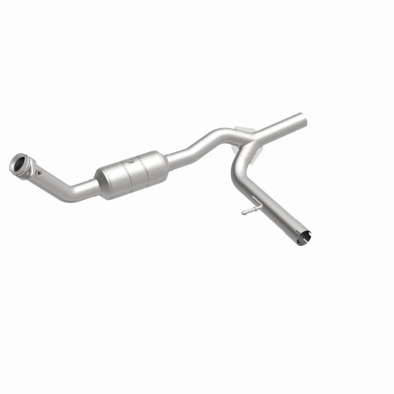 MagnaFlow Conv DF F-150 04-06 8 4.6L - Installation View