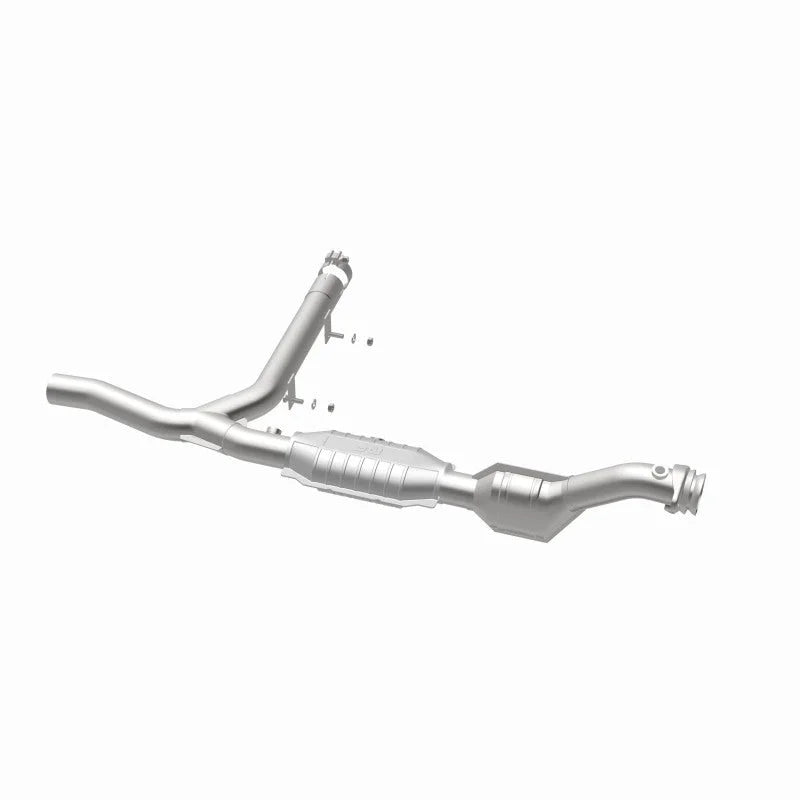 MagnaFlow Conv DF F150 Truck 97-98 V8 4.6L 2W - Installation View