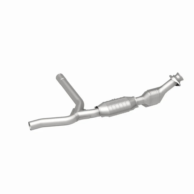 MagnaFlow Conv DF Ford 02-04 F-150 4.2L - Back View