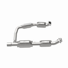 Load image into Gallery viewer, MagnaFlow Conv DF Ford E350 Van 06 5.4L OEM - Additional View 5