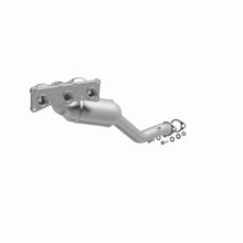 Load image into Gallery viewer, MagnaFlow Conv DF Front OEM fits 2006-2013 BMW 128i / 325i / 325xi / 328i / 328i xDrive / 328xi / 330i / 330xi - Back View