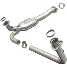 Load image into Gallery viewer, MagnaFlow Conv DF GM 1500/2500/3500 Truck 96- - Side View