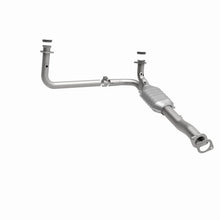 Load image into Gallery viewer, MagnaFlow Conv DF GM 1500/2500/3500 Truck 96- - Additional View 7