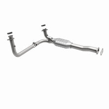 Load image into Gallery viewer, MagnaFlow Conv DF GM 1500/2500/3500 Truck 96- - Additional View 12