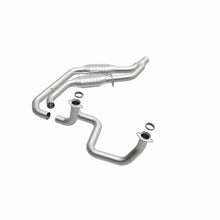 Load image into Gallery viewer, MagnaFlow Conv DF GM 89 92 (2.5in Tubing) - Additional View 6