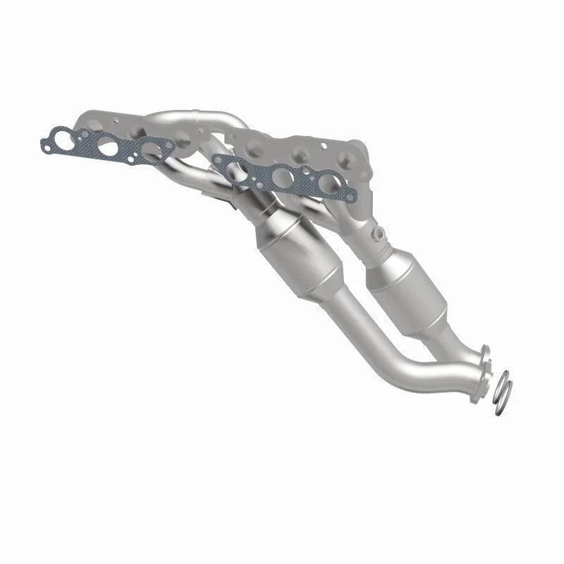 MagnaFlow Conv DF GS300- 00-04 6 3.0L OEM - Installation View